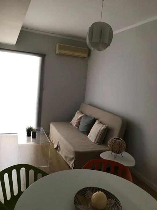 شقة Kyparissia Cozy Flat - 5Mins Walking From Beach المظهر الخارجي الصورة