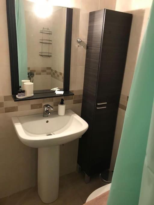 شقة Kyparissia Cozy Flat - 5Mins Walking From Beach المظهر الخارجي الصورة